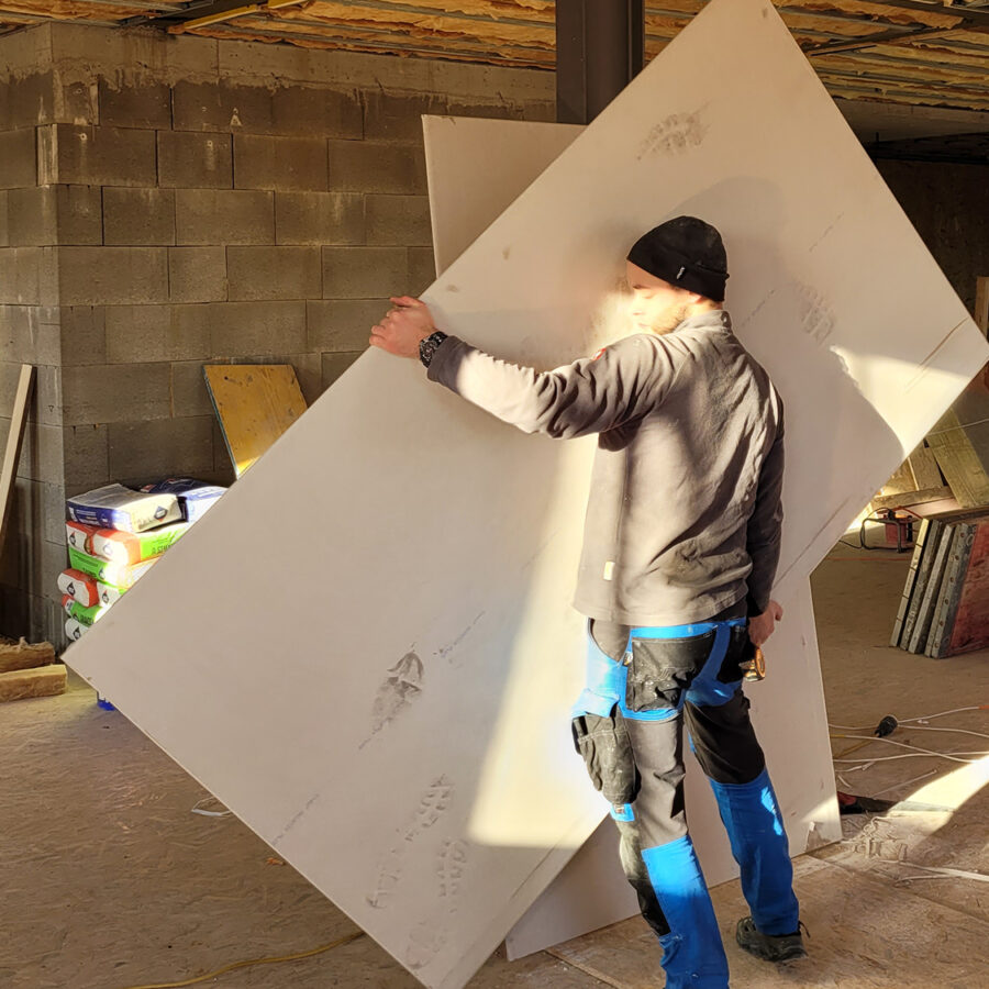 bauarbeiter dachbodenausbau